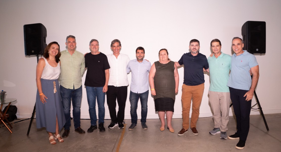 Carolina Negri, Murilo Pascoal, Edilson Doubrawa, Roger Ely, o novo presidente do Conselho, Pablo Morbis, Mareli Saciloto, Alessandro Cunha, Alain Baldacci e Sandro Fernandes