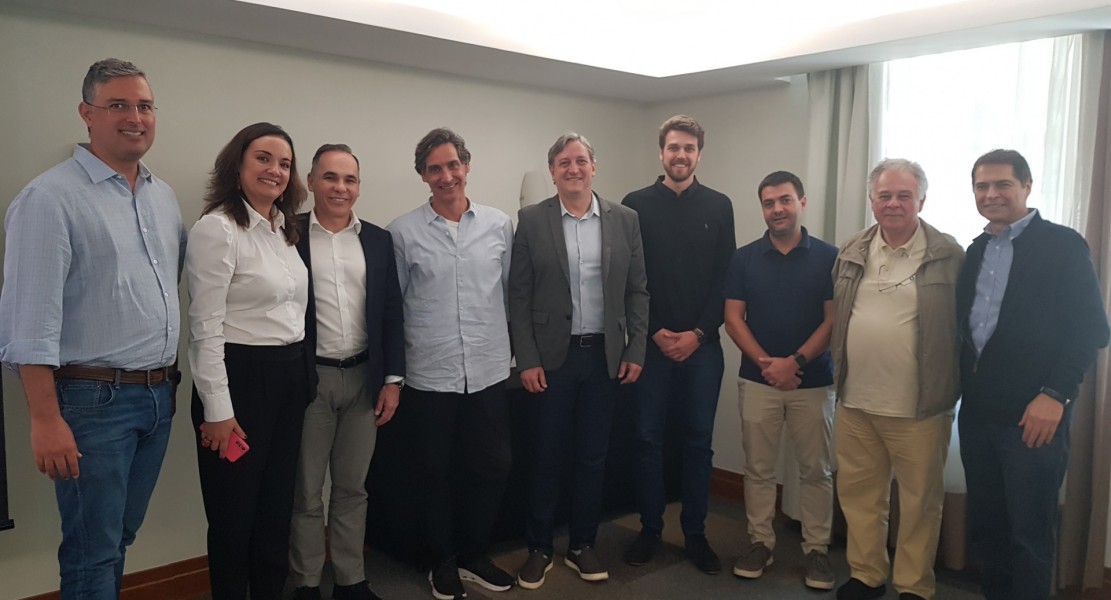 Murilo Pascoal, Carolina Negri, Sandro Fernandes, Roger Ely, Edilson Doubrawa, Renato Fensterseifer Jr., Pablo Morbis, Carlos Alberto Camargo e Alain Baldacci