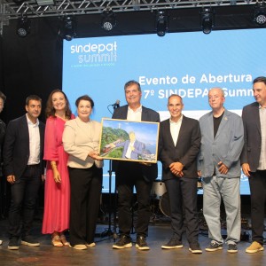 Entrega de homenagem do SINDEPAT e Adibra a Sávio Neves (Trem do Corcovado), um dos fundadores do SINDEPAT