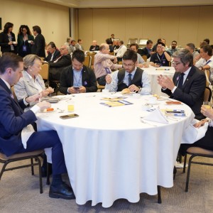 Parlamentares no café da manhã que antecedeu abertura do SINDEPAT Summit