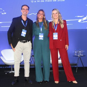 Marcelo Ribas (M&A), Alessandra Issa (Grupo Iter) e Camila Martins (Grupo Cataratas)