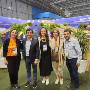 O ministro do Turismo, Celso Sabino, visitou o estande do SINDEPAT, após a abertura oficial do Salão